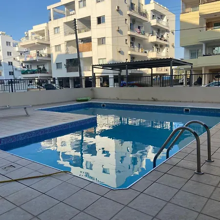 Paradise Homes 9 Apartmán *