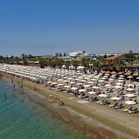 Paradise Homes 9 公寓 *